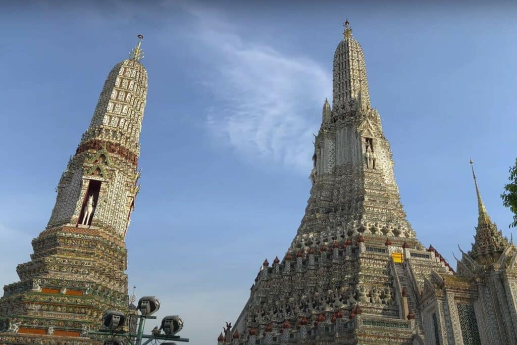 Wat Arun Ratchawararam Ratchawaramahawihan in Bangkok